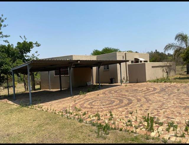 FARM FOR SALE IN KYALAMI AH